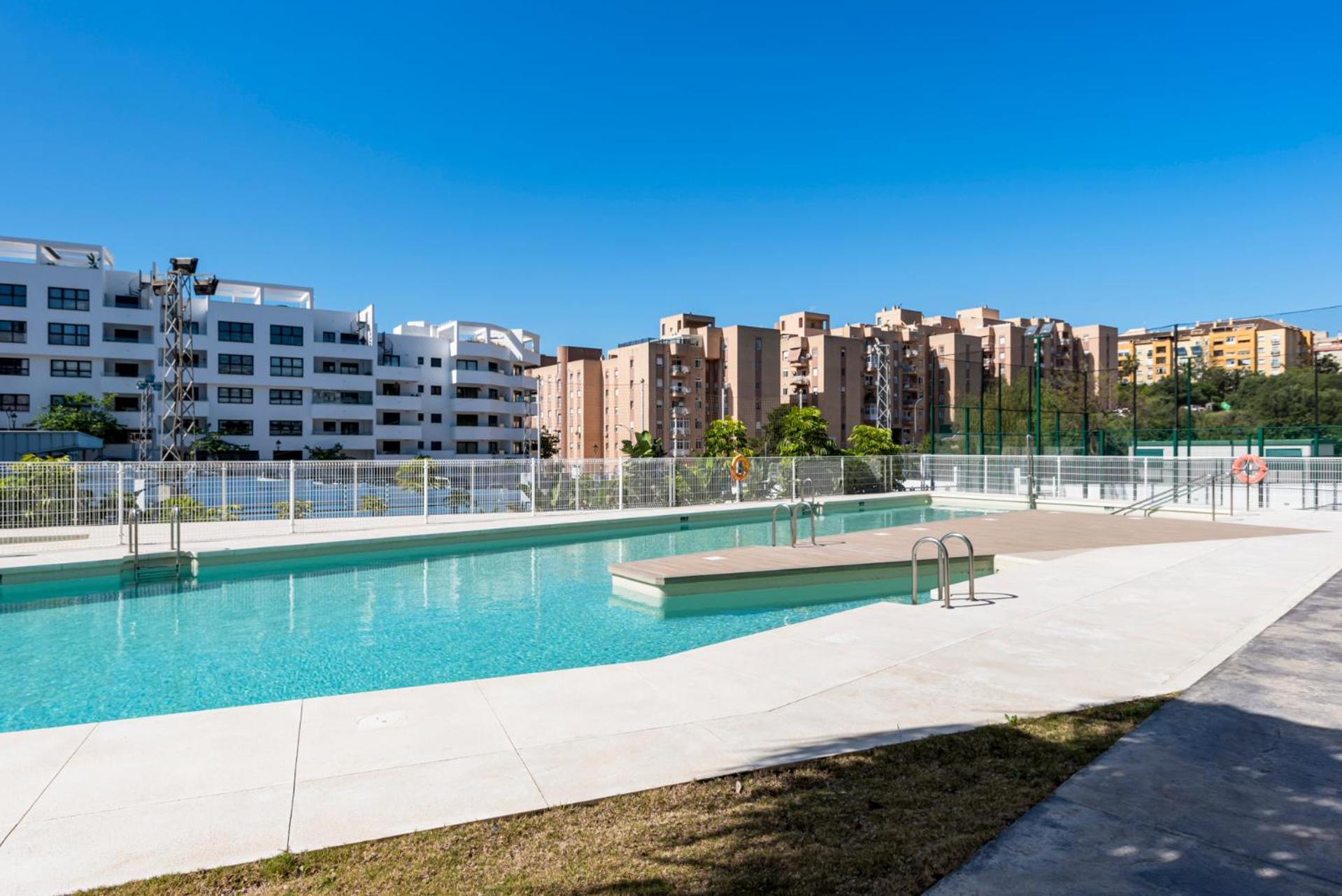 Apartment Stunning Flat With Pool And Padel In Wellingtonia By Costarentals - M4